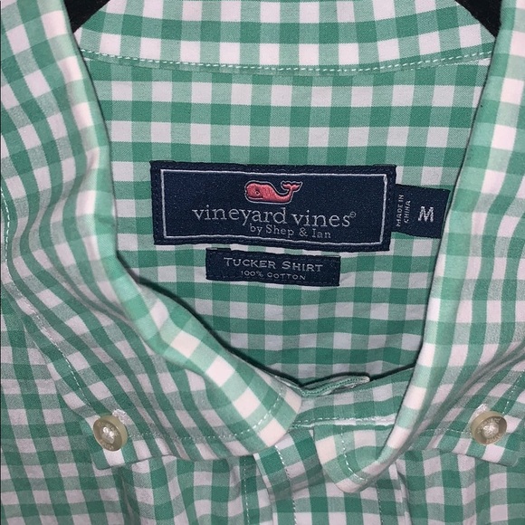 Vineyard Vines Medium Green Slim Fit Button Down - Picture 2 of 3